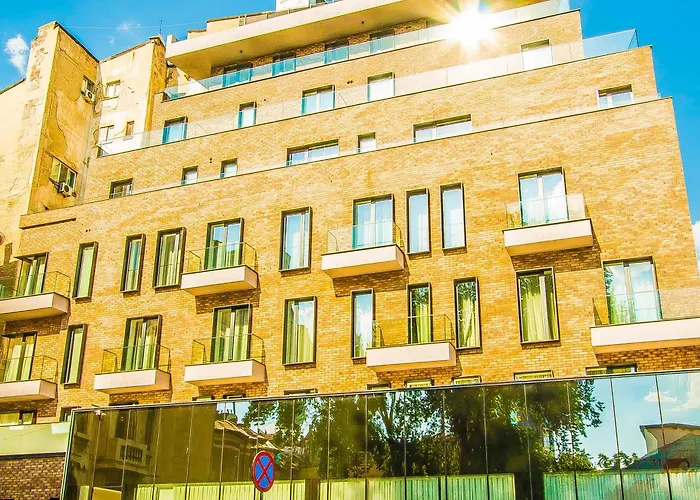 Central Carol Aparthotel 2