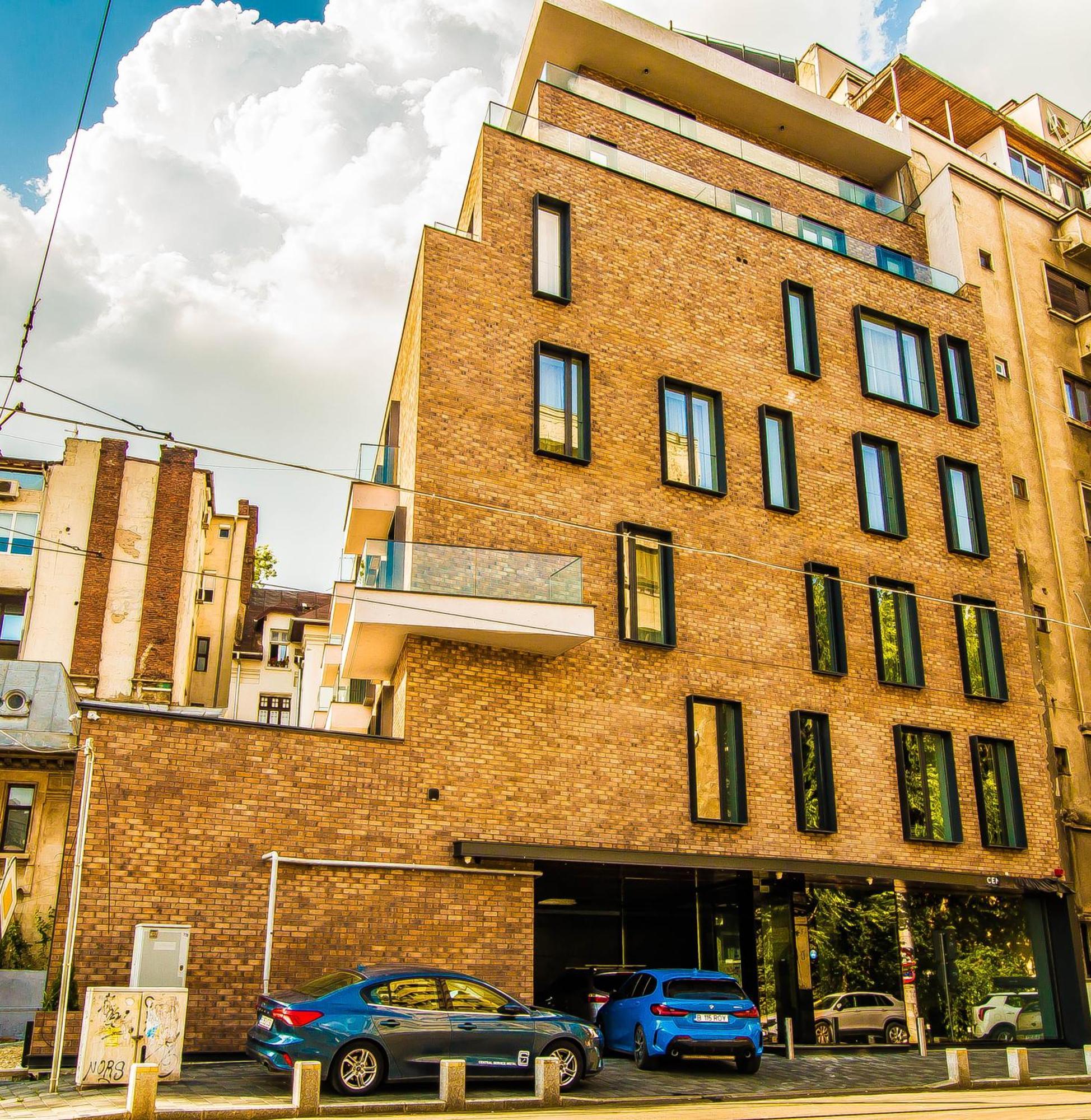 Carol 2 Hotel 4*